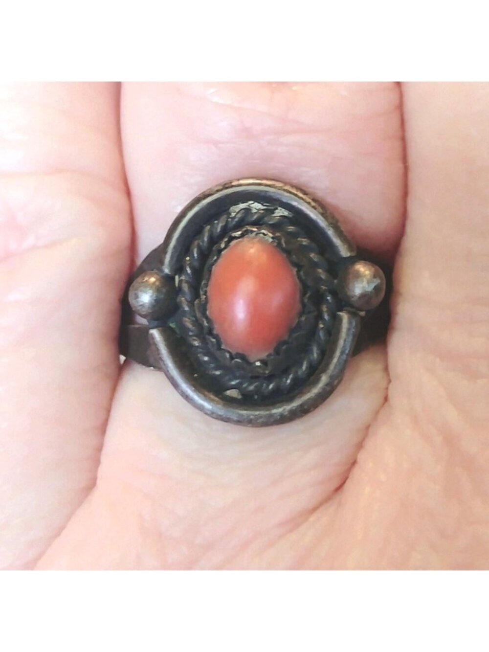 Vitg Navajo Old Pawn Sterling Silver Coral Ring Size 7.5 Oval Braided Setting - Picture 2 of 8
